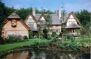 Master Thatchers - Award winning thatch